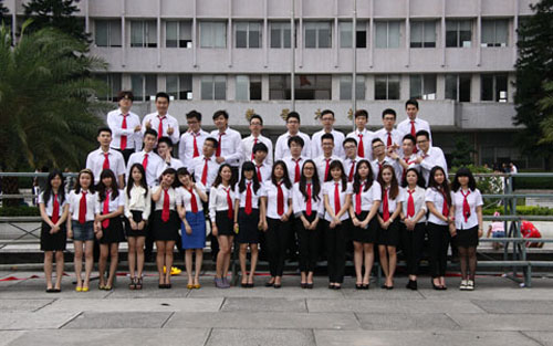 国际学院毕业生集体合照