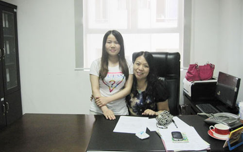 欧秀文同学与林院长合影