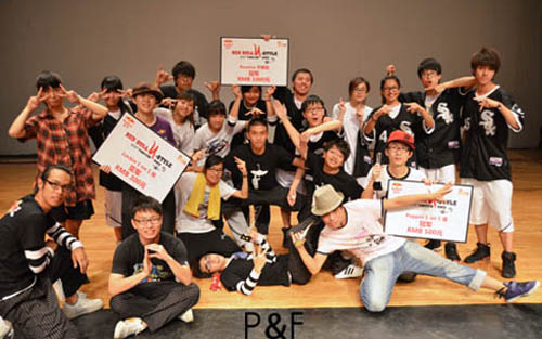 街舞队荣获齐舞冠军